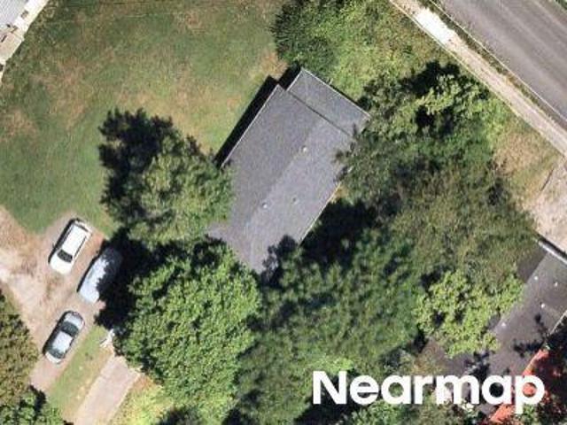 House for sale in Irvine, Kentucky