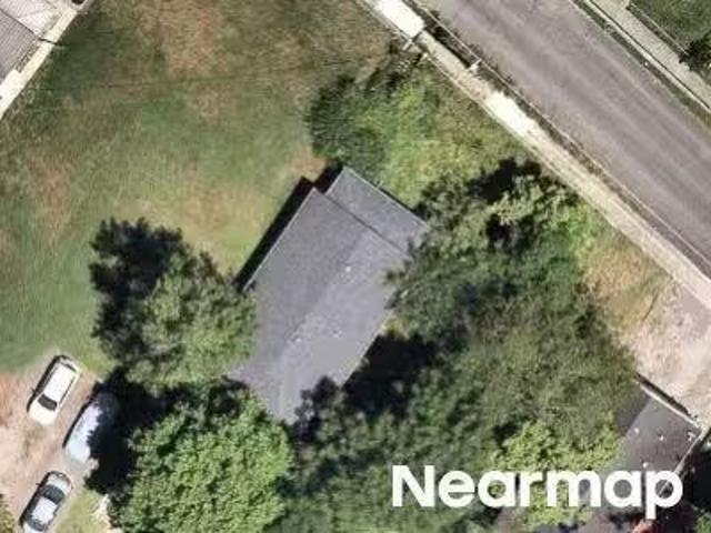 House for sale in Berea