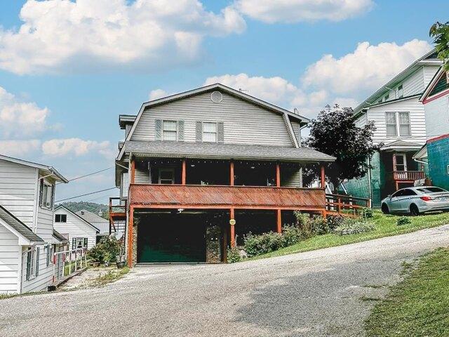 House for sale in Hazard