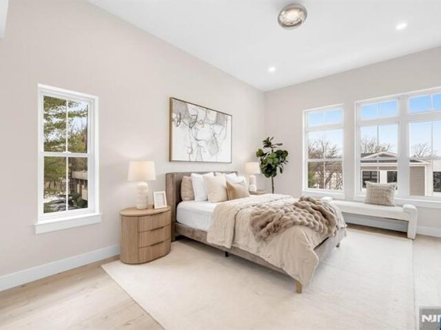 House for sale in Woodcliff Lake, Bergen County
