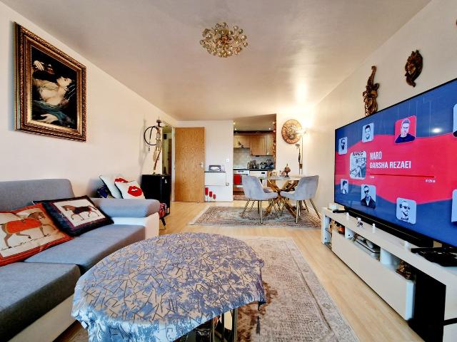 Apartment for rent in London Borough of Ealing, Hanwell