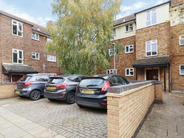 House for sale in South Ockendon, Essex