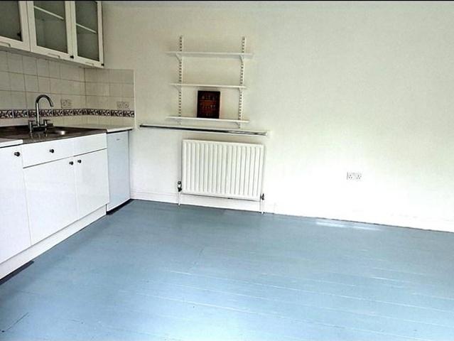 Apartment for rent in Mill Hill, Greater London