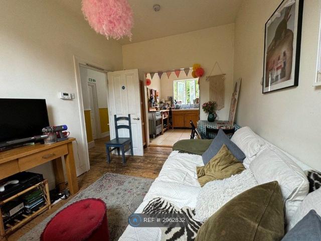 House for rent in London Borough of Lewisham, Greater London