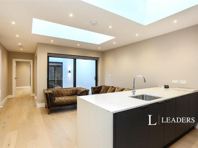 Apartment for rent in London Borough of Lewisham, Greater London