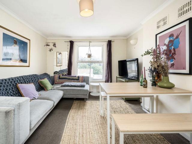 Apartment for rent in London Borough of Lewisham, Brockley