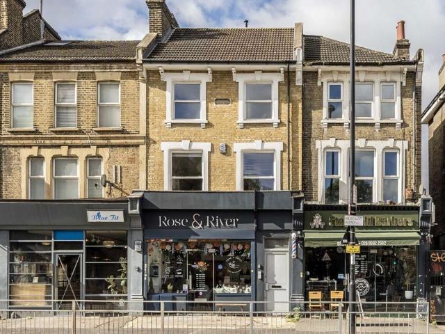 House for rent in London Borough of Lewisham, Brockley