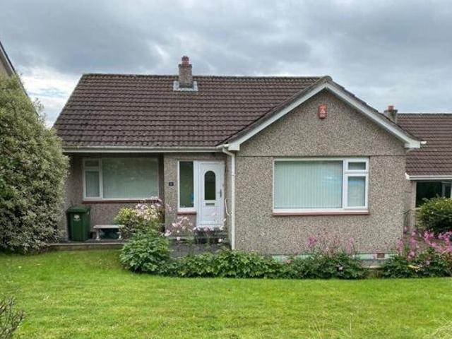 House for rent in Follaton, Strode