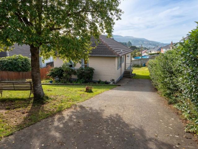House for rent in Otakou