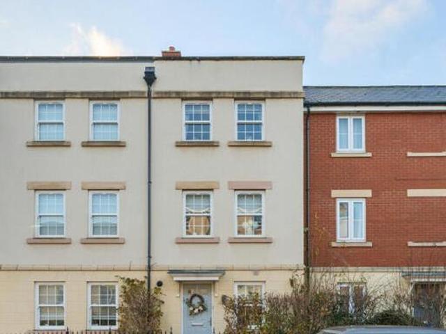 House for sale in Gloucester, Gloucestershire