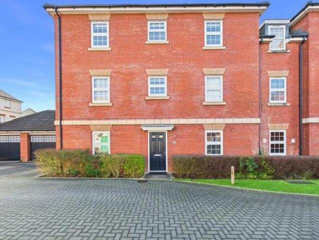 House for sale in Gloucester, Gloucestershire