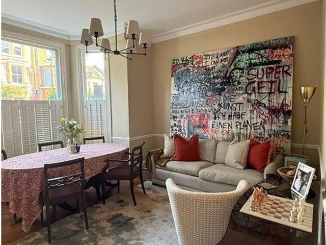 House for rent in Summerstown, Greater London