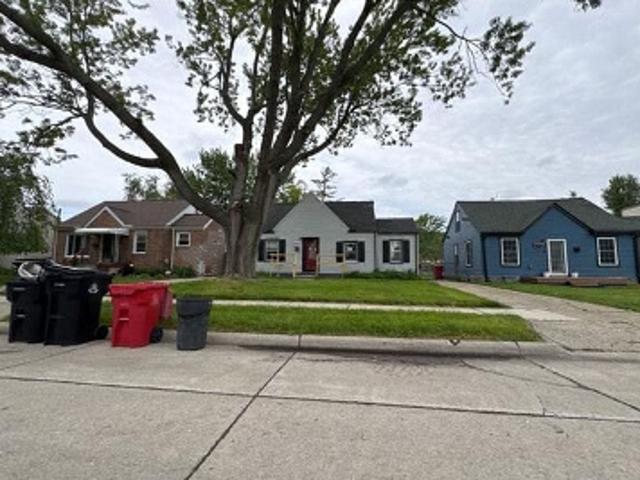 House for sale in Roseville, Michigan