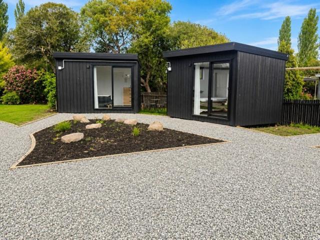Apartment for rent in Chaslands, Canterbury