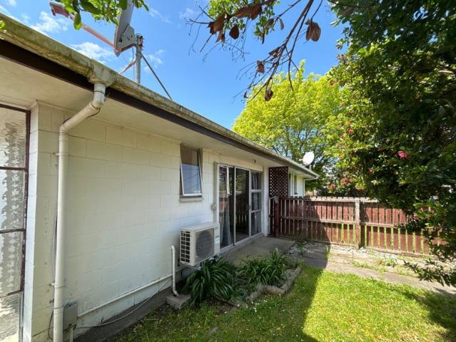 Apartment for rent in Chaslands, Canterbury
