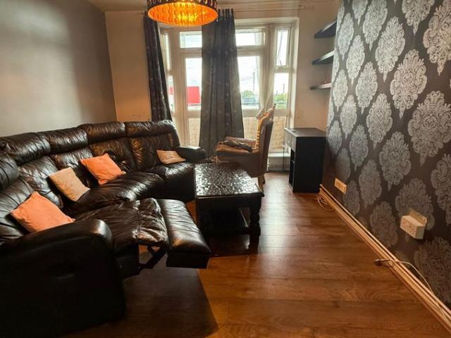Apartment for rent in Bromley-by-Bow, Poplar Grove