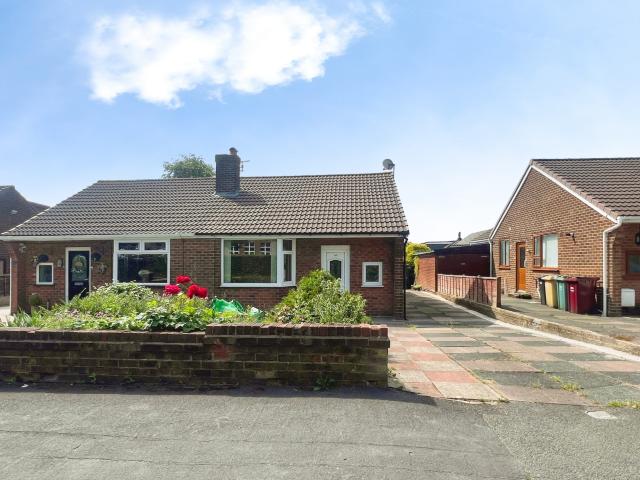Apartment for rent in Bradshaw, Lee Bank