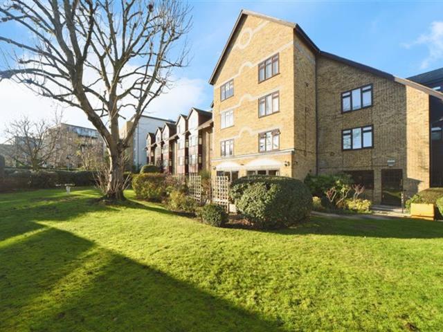 Flat for rent in Chatterton Village, Greater London