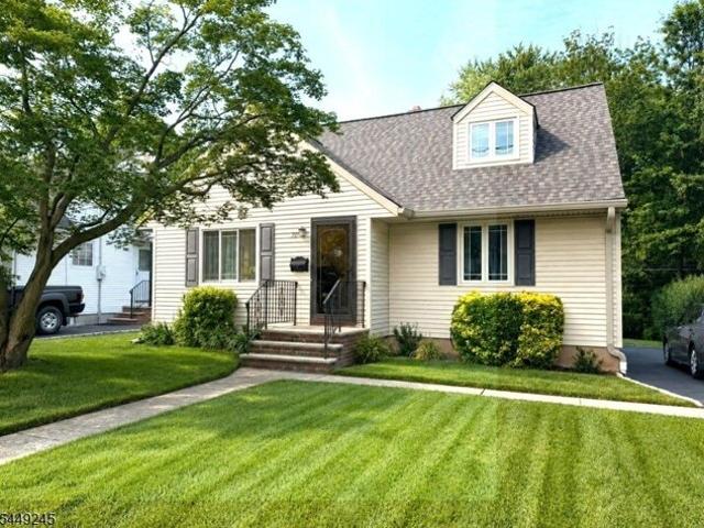 House for sale in Bloomfield, New Jersey