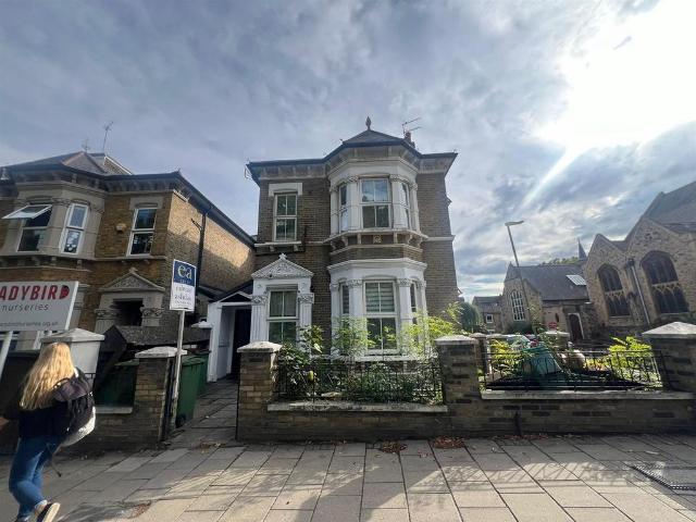 Apartment for rent in London Borough of Bromley, Greater London