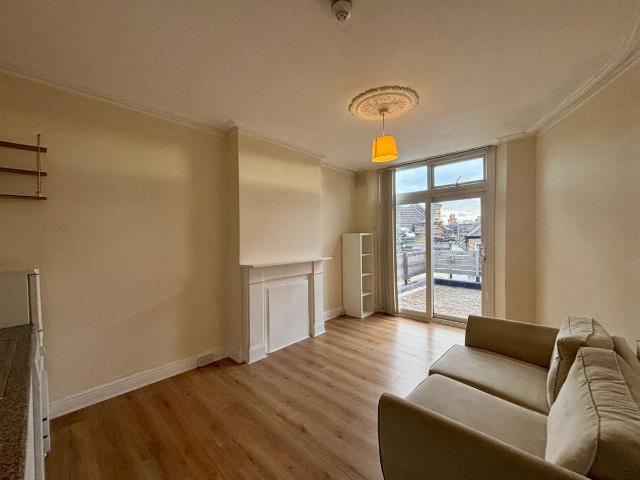 Apartment for rent in London Borough of Bromley, Greater London