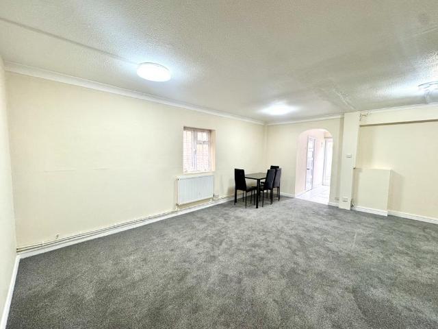 House for rent in London Borough of Hounslow, Greater London