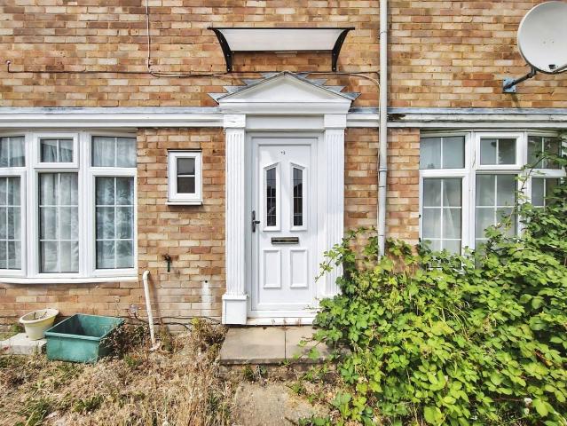 House for rent in London Borough of Hounslow, Greater London