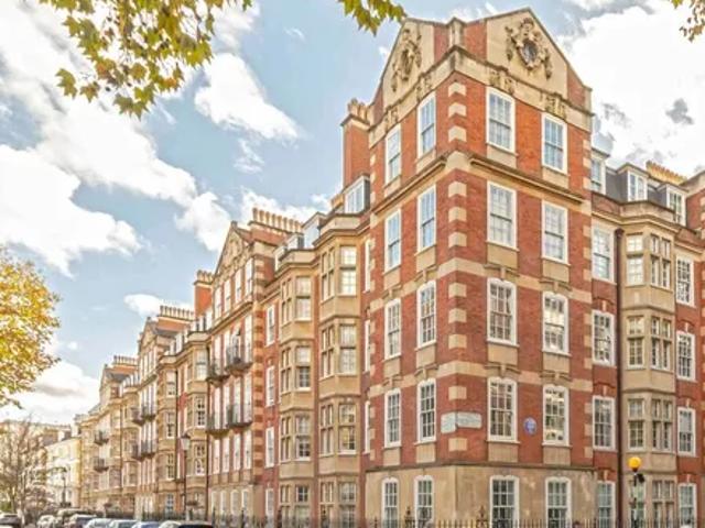 Apartment for rent in Earl's Court, Greater London