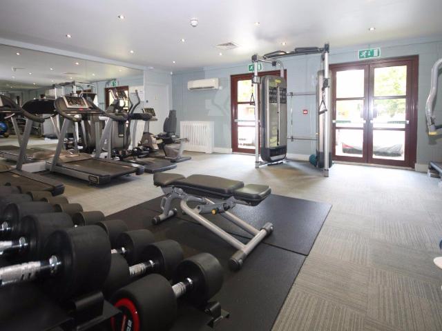 Apartment for rent in West Kensington, Greater London