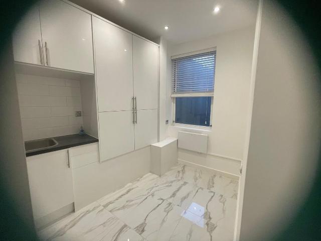 Studio for rent in Knightsbridge, Greater London