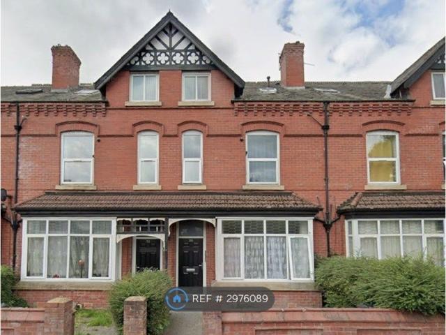 Studio for rent in The Haulgh, Lee Bank