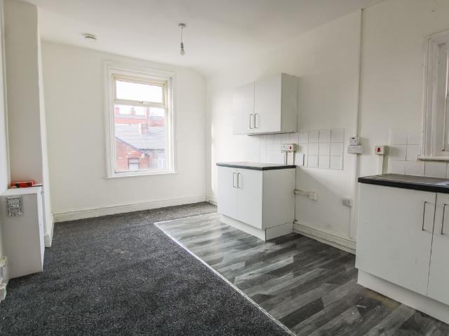 Apartment for rent in The Haulgh, Lee Bank