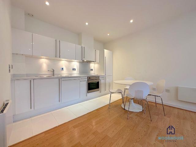 Apartment for rent in London Borough of Ealing, Greater London