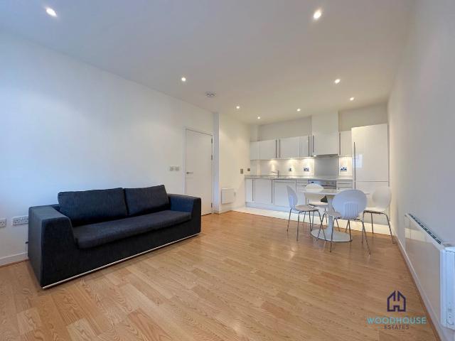 Apartment for rent in London Borough of Ealing, Greater London