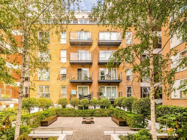 Apartment for rent in London Borough of Ealing, Greater London