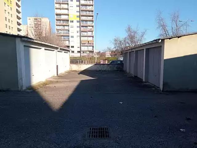 Garage vente à Lyon, Métropole de Lyon