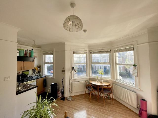 Studio for rent in Dollis Hill, Greater London