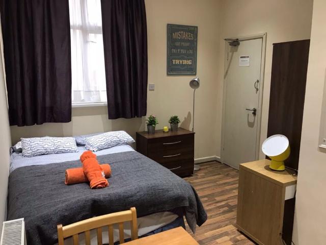 Studio for rent in Brondesbury, Greater London