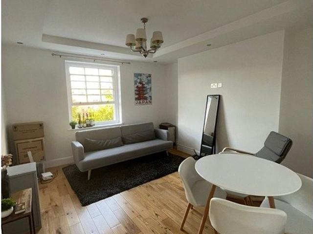 Apartment for rent in St. John's Wood, Greater London