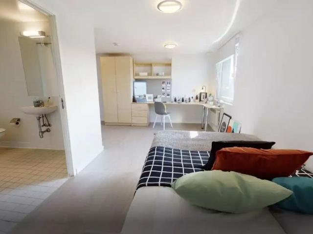 Room for rent in Hyde Park, Leeds