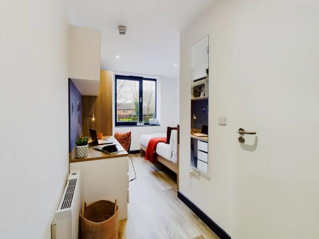 Room for rent in Hillfields, West Midlands