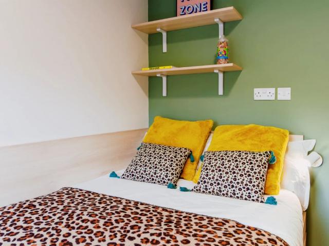 Room for rent in Durham