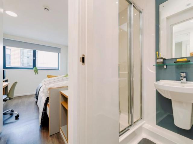 Room for rent in Black Friars, Old Wharf