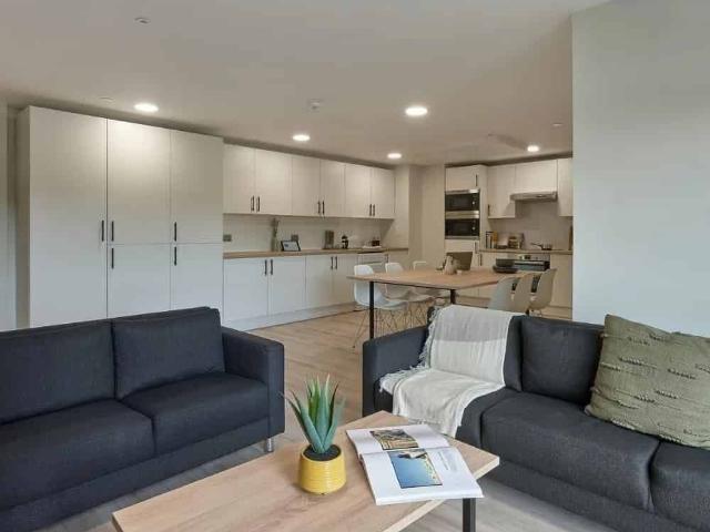 Room for rent in Lansdowne, Springbourne