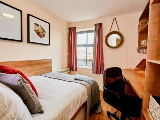 Room for rent in Northgate Village, Two Mills
