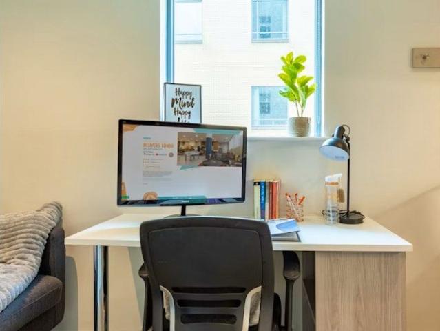 Studio for rent in City Centre, Isle Of Man