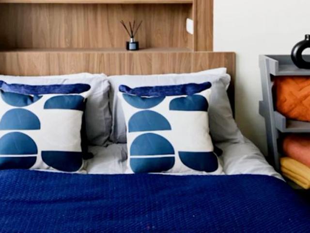 Studio for rent in Bordesley, West Midlands