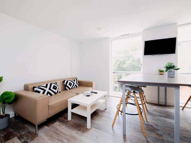 Studio for rent in Harestock, Hampshire