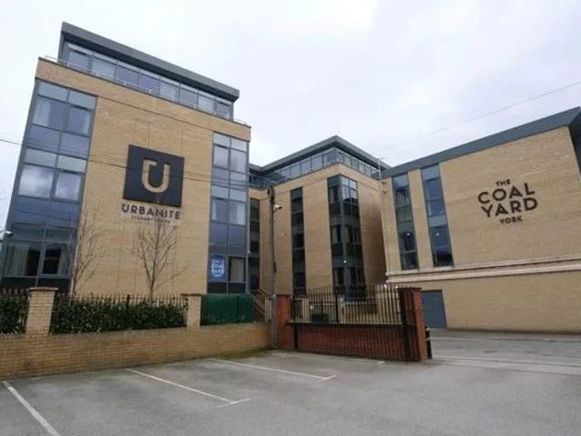 Studio for rent in High Field, York