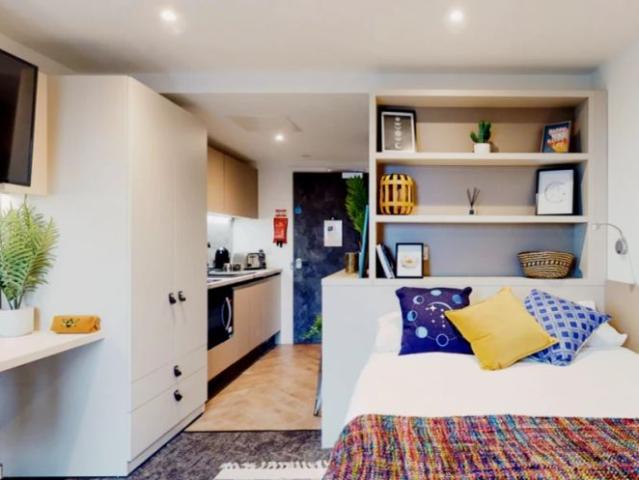 Studio for rent in Hulme, Georgia